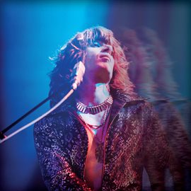 Cover image for Francis Comes Alive
