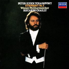 Cover image for Tchaikovsky: Symphony No. 5