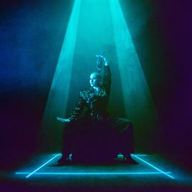 Cover image for KÄDET YLÖS