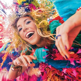 Imagen de portada para Lauren Daigle (Instrumental)